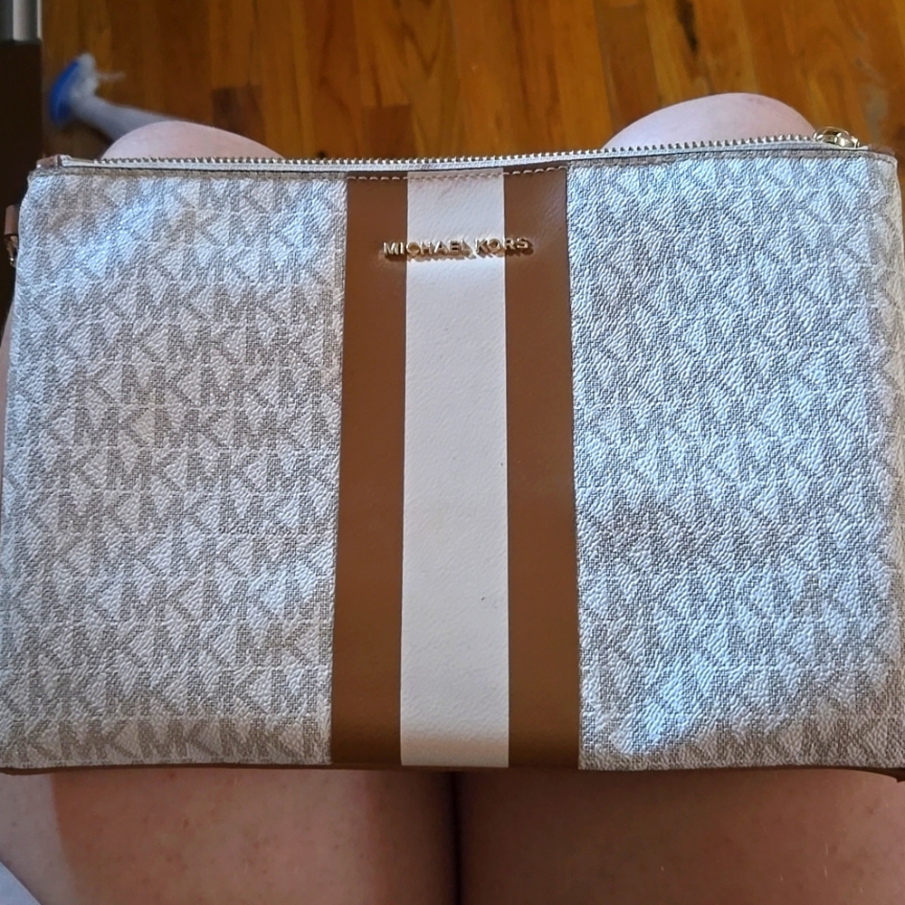Michael Kors Makeup Bag